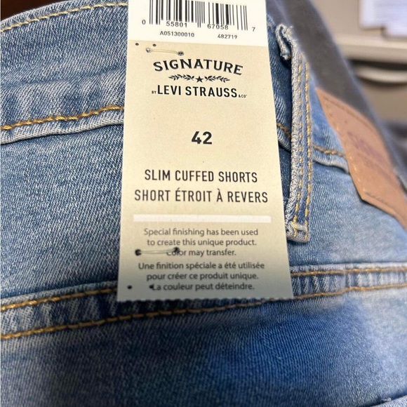 NWT Men’s size 42 Levi shorts - Picture 3 of 3